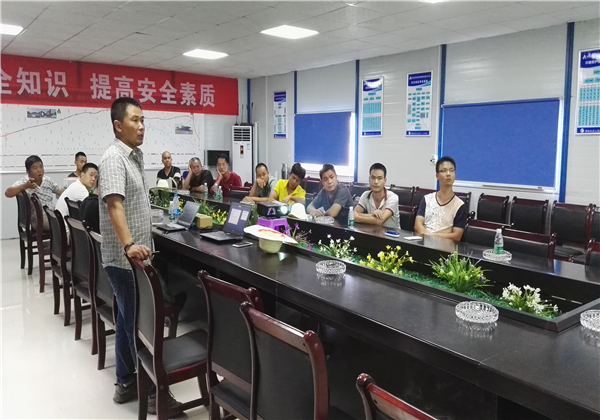 长沙英皇·体育携手阿特拉斯·科普柯集团路面设备部（DYNAPAC）走进大客户系列操作手培训——湖南省路桥建设集团有限公司